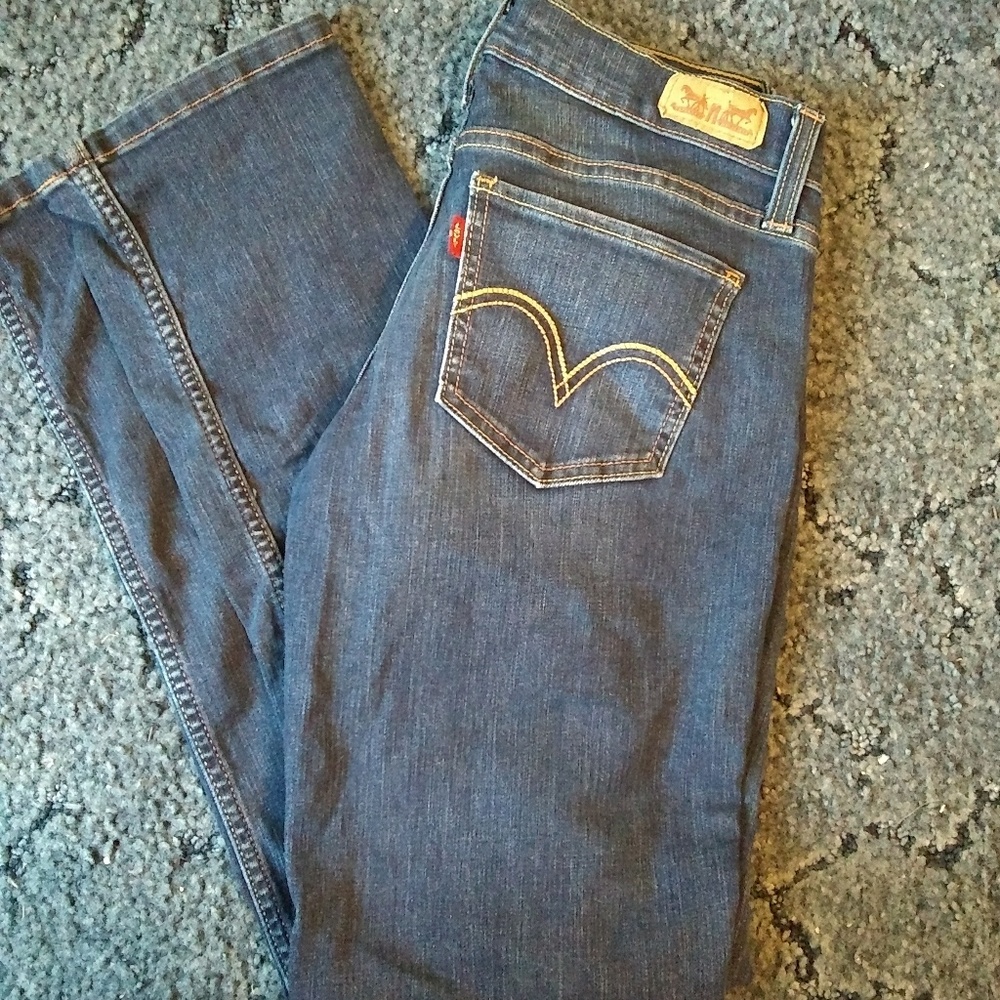 Levi jeans